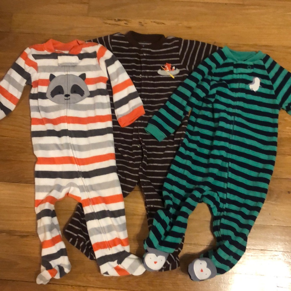 ❣️5for$20❣️ Carter’s fleece pj suits sz 9 months